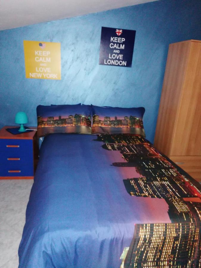 캄포펠리체 디 로첼라 City House 빌라 외부 사진