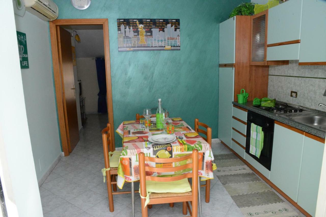 캄포펠리체 디 로첼라 City House 빌라 외부 사진